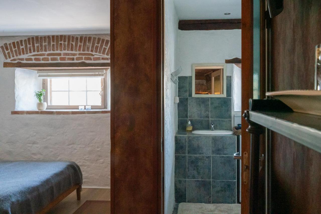 Dagen Haus Guesthouse Orjaku Esterno foto