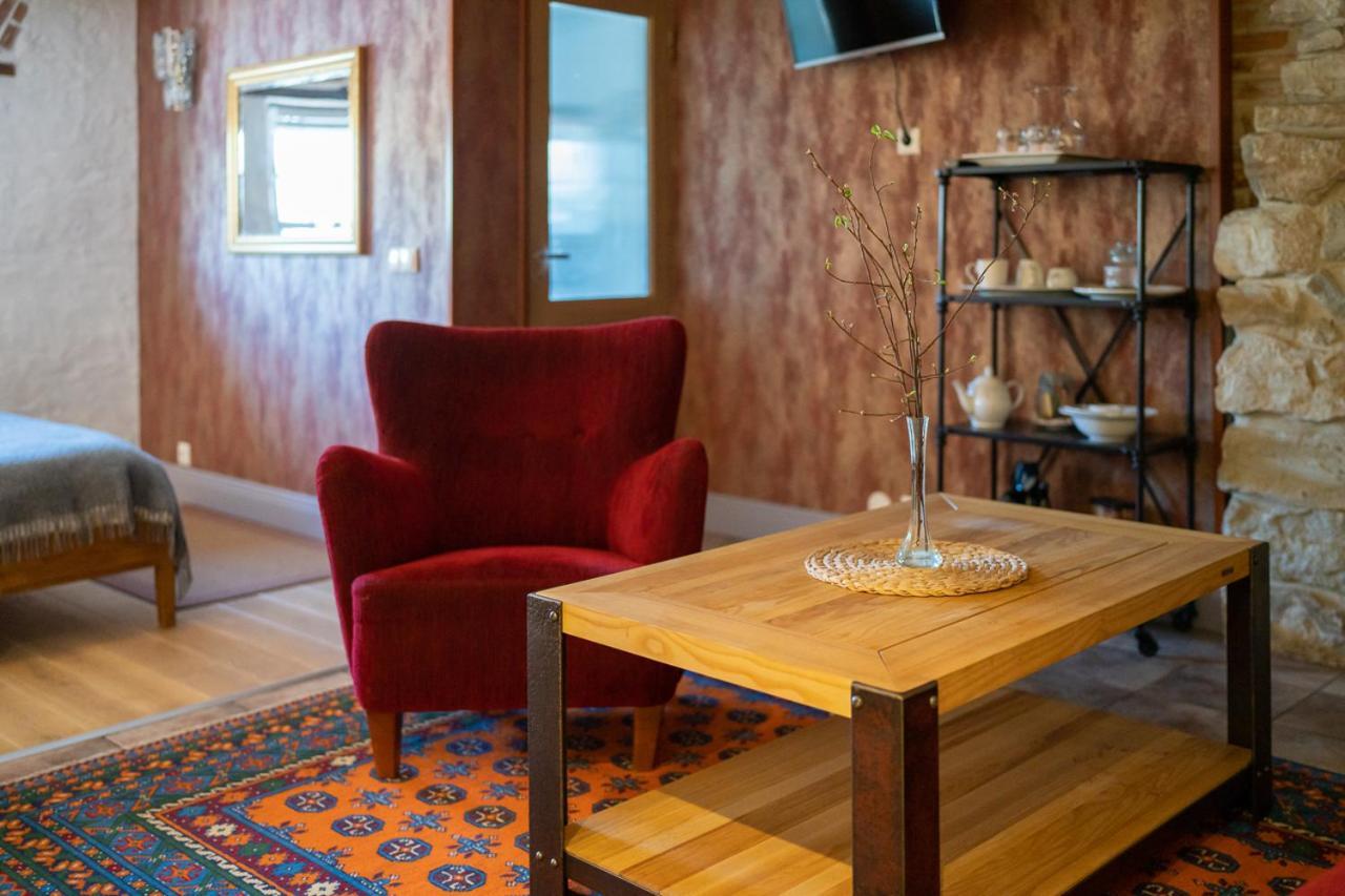 Dagen Haus Guesthouse Orjaku Esterno foto